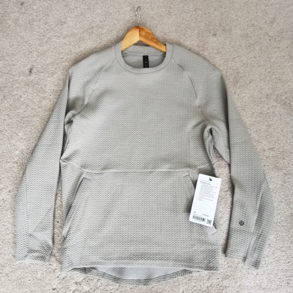 Lululemon At ease crew